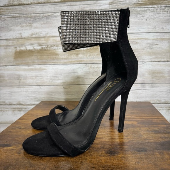 Olivia Jaymes Women’s Black Bling Ankle Strap Stiletto Heels Women’s size - Picture 3 of 10